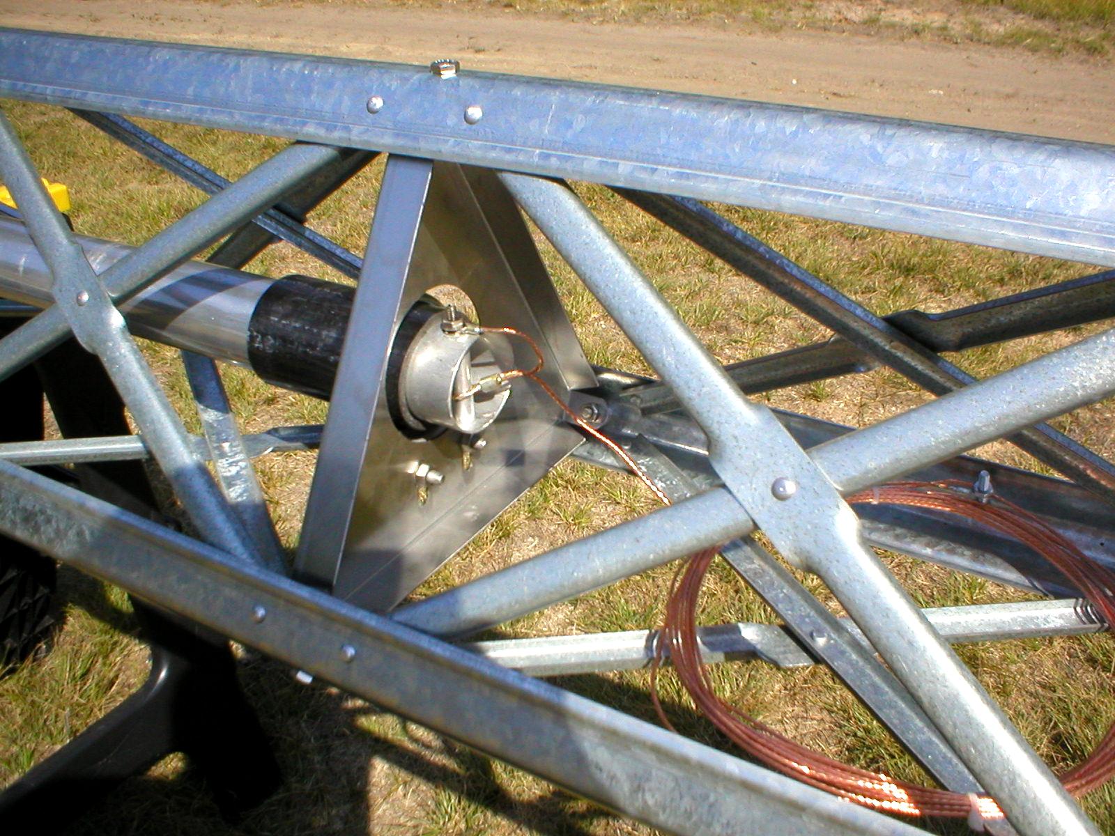 Installation of shorting wire. Found that the stub and screw should